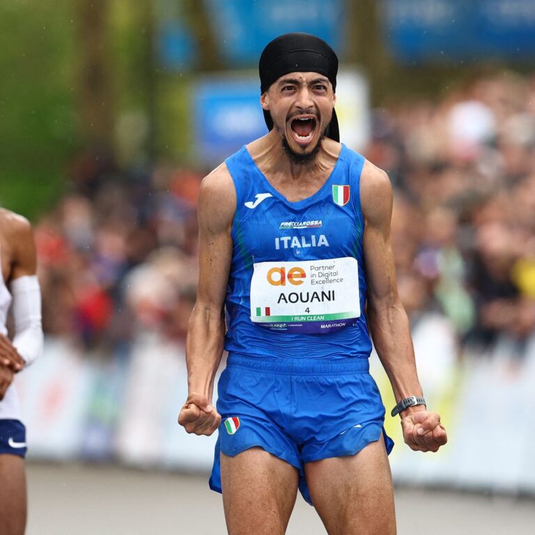 italian-aouani-iliass-celebrates-as-he-won-the-men-marathon-news-photo-1744544290.pjpeg