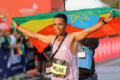 Maratona di Dubai 2026: Nibret Melak e Anchinalu Dessie vincono alla grande